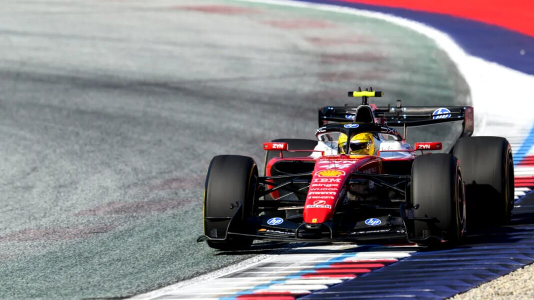 lewis-hamilton-obtine-pole-position-ul-pentru-cursa-sprint-de-la-silverstone-din-formula-1.-pilotul-ferrari-il-intrece-pentru-11-miimi-pe-liderul-clasamentului-general lewis-hamilton-obtine-pole-position-ul-pentru-cursa-sprint-de-la-silverstone-din-formula-1.-pilotul-ferrari-il-intrece-pentru-11-miimi-pe-liderul-clasamentului-general