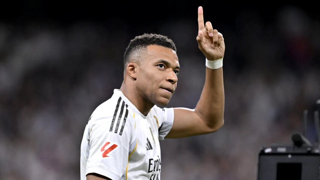 mbappe,-tina-unui„atac-rasist”-ale-unei-senatoare-din-paraguay.-presedintele-macron-ii-ofera-sprijin-fotbalistului-francez