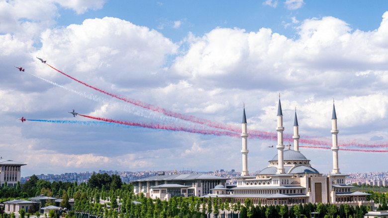 summitul-nato-de-la-ankara,-a-doua-zi:-trump-se-intalneste-cu-zelenski,-in-timp-ce-aliatii-incearca-sa-mentina-unitatea-aliantei summitul-nato-de-la-ankara,-a-doua-zi:-trump-se-intalneste-cu-zelenski,-in-timp-ce-aliatii-incearca-sa-mentina-unitatea-aliantei