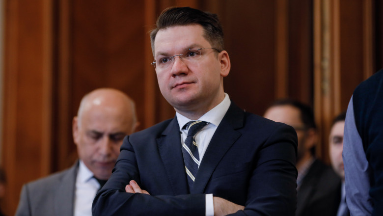 deputatul-mihail-neamtu,-sanctionat-de-cna-pentru-dezinformare-si-reclama-ilegala-la-suplimente-alimentare.-reactia-parlamentarului deputatul-mihail-neamtu,-sanctionat-de-cna-pentru-dezinformare-si-reclama-ilegala-la-suplimente-alimentare.-reactia-parlamentarului