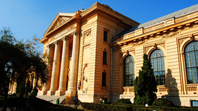 cladirea-facultatii-de-medicina-din-bucuresti-va-fi-consolidata-si-restaurata.-este-creatia-arhitectului-elvetian-louis-blanc