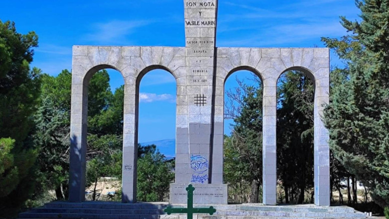 monumentul-din-spania-dedicat-legionarilor-romani-ion-mota-si-vasile-marin-va-fi-demolat monumentul-din-spania-dedicat-legionarilor-romani-ion-mota-si-vasile-marin-va-fi-demolat