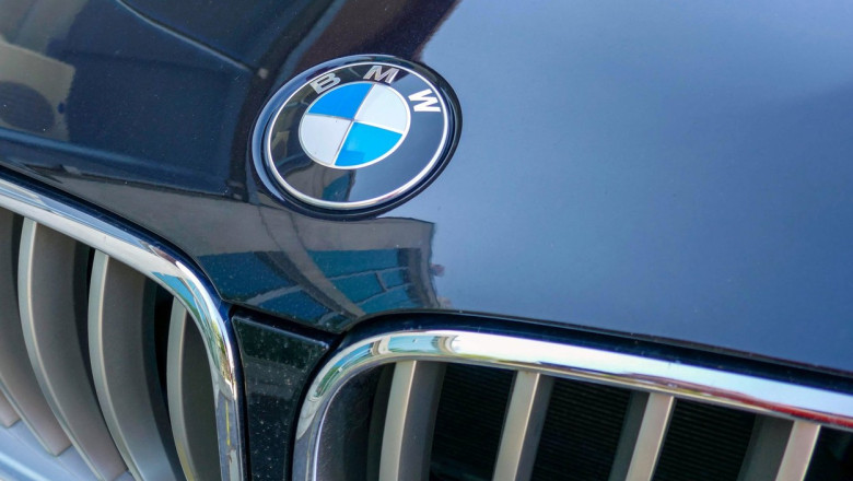 bmw-a-acuzat-rusia-ca-produce-masini-contrafacute bmw-a-acuzat-rusia-ca-produce-masini-contrafacute
