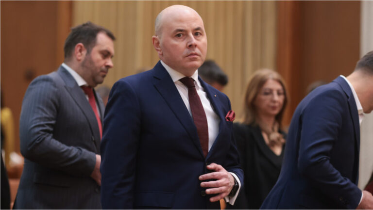 mesaj-al-unui-lider-pnl-pentru-nicusor-dan-inaintea-consultarilor-de-luni.-alexandru-muraru:-„nu-ne-cereti-sa-salvam-psd”
