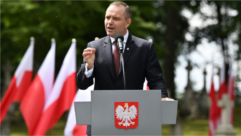 discurs-dur-al-presedintelui-polonez-karol-nawrocki-despre-nationalistii-ucraineni:-„nu-sunt-eroii-de-care-europa-are-nevoie”