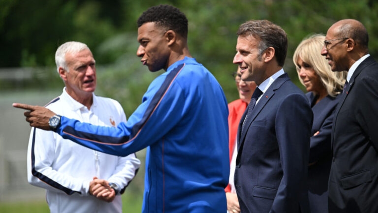 cm-2026.-emmanuel-macron-va-fi-la-new-york,-in-cazul-in-care-echipa-frantei-ajunge-in-finala