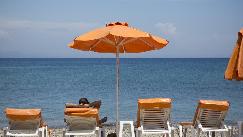 vacanta-la-mare,-tot-mai-scumpa.-trucuri-prin-care-pot-fi-reduse-cheltuielile vacanta-la-mare,-tot-mai-scumpa.-trucuri-prin-care-pot-fi-reduse-cheltuielile