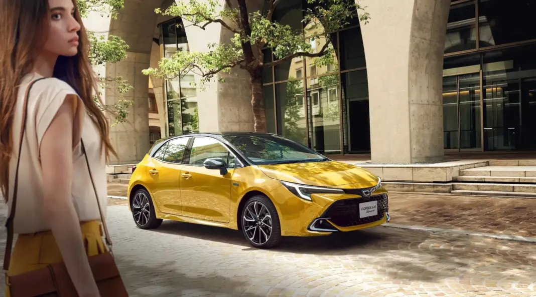 toyota-„imbraca”-corolla-in-mustar,-caci-partea-frontala-n-a-mai-putut-o-schimba:-editia-aniversara-de-60-de-ani toyota-„imbraca”-corolla-in-mustar,-caci-partea-frontala-n-a-mai-putut-o-schimba:-editia-aniversara-de-60-de-ani