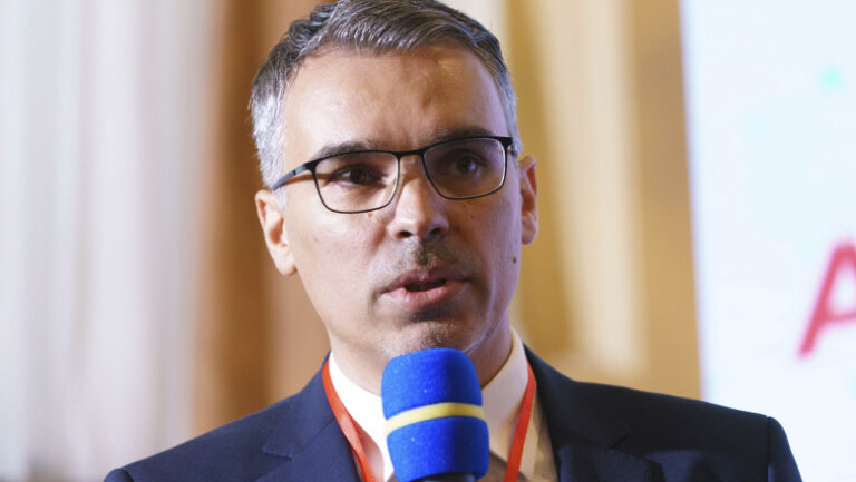 remus-stefureac:-„poate-ca-alegerile-anticipate-ar-putea-duce-la-o-deblocare-a-situatiei-poate-ca-nu”.-cum-ar-arata-noul-parlament