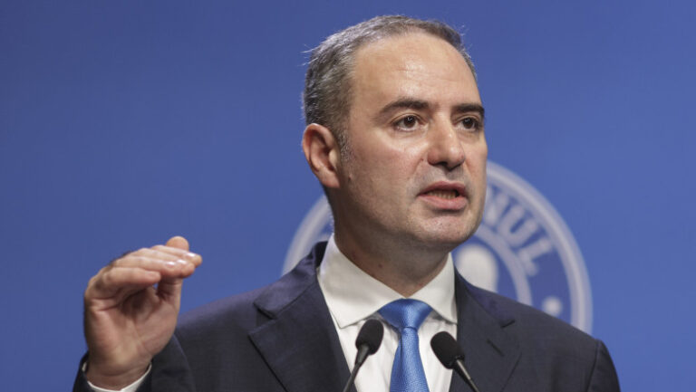 nazare,-dupa-discutiile-cu-oficialii-fitch:-„mentinerea-ratingului-este-obligatorie”.-cand-va-fi-anuntata-evaluarea-agentiei