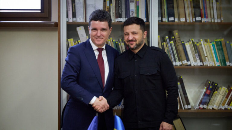 nicusor-dan-participa,-astazi,-la-kiev,-la-summitul-ucraina-–-europa-de-sud-est.-presedintele-romaniei-a-ajuns-in-capitala-ucrainei
