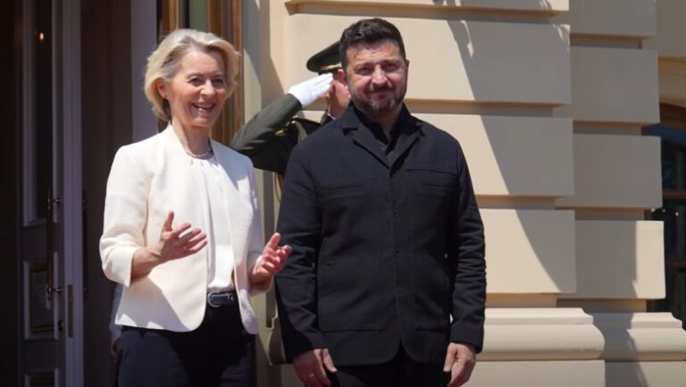 parteneriat-ue-ucraina-in-domeniul-dronelor.-von-der-leyen:-„va-reuni-ingeniozitatea-ucraineana-si-puterea-industriala-a-europei”