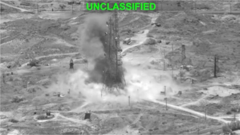 ostilitatile-sua-–-iran-continua:-washingtonul-a-atacat-un-petrolier-in-ormuz.-sistemele-de-aparare-aeriana,-activate-la-teheran