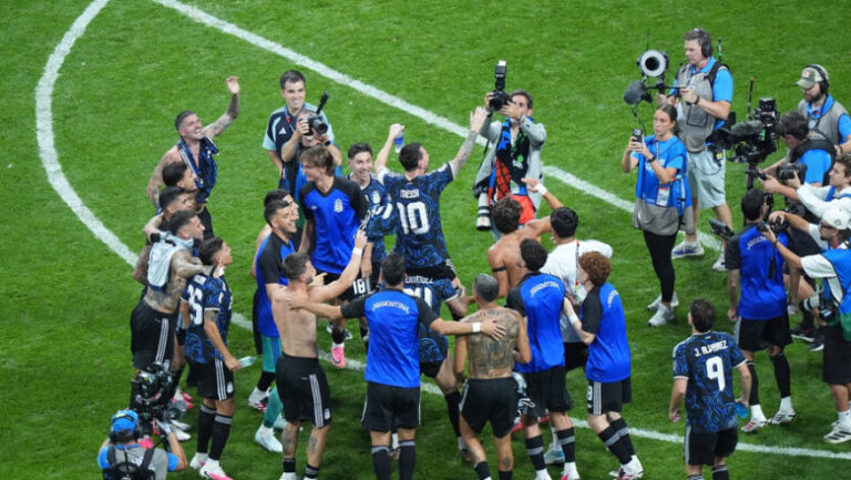 cm-2026-decizia-luata-de-fifa-dupa-ce-anglia-a-facut-o-plangere-oficiala-impotriva-argentinei.-ce-risca-jucatorii-sud-americani-vizati