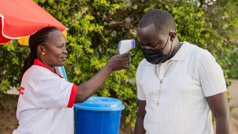 oms-avertizeaza-ca-epidemia-de-ebola-din-congo-se-raspandeste-„mai-rapid”-decat-cele-anterioare