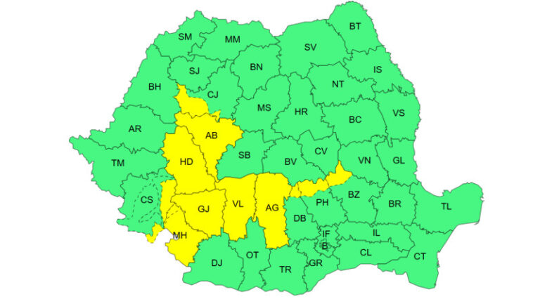harta-val-de-caldura-peste-romania:-temperaturi-de-pana-la-37°c,-nopti-tropicale-si-furtuni-cu-grindina-in-mai-multe-regiuni