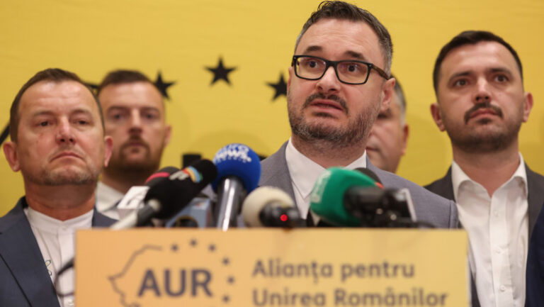 aur-sustine-ca-dan-tanasa-este-urmarit-penal-pentru-instigare-la-ura,-dupa-postarea-controversata-legata-de-livratorii-straini