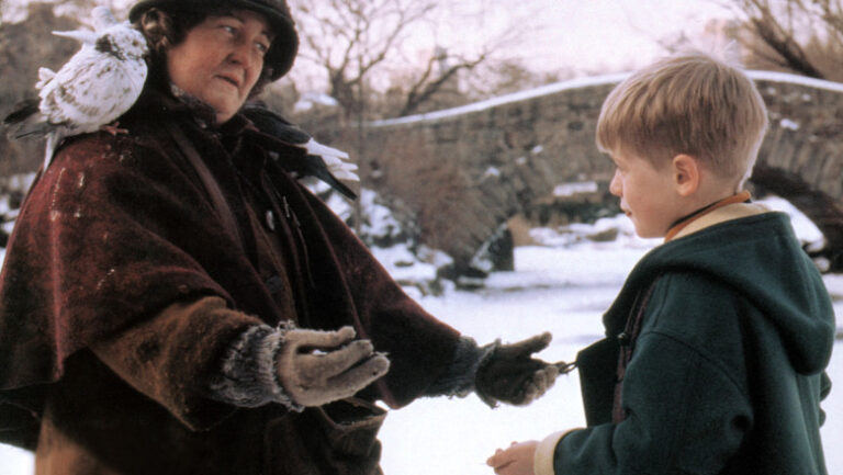 a-murit-actrita-brenda-fricker,-„doamna-cu-porumbei”-din-filmul-singur-acasa