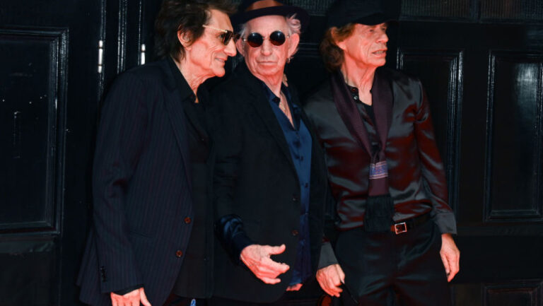 the-rolling-stones-egaleaza-un-record-istoric-al-beatles.-noul-album-„foreign-tongues”-a-ajuns-pe-primul-loc-in-marea-britanie