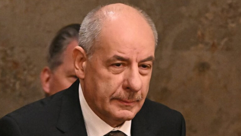 presedintele-ungariei-a-promulgat-amendamentul-constitutional-care-ii-incheie-mandatul