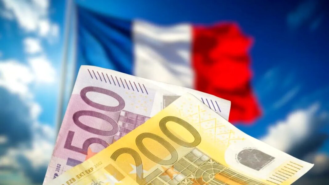 fmi-avertizeaza-franta:-datoria-publica-impinge-tara-in-zona-de-risc.-ar-putea-urca-la-aproape-122%-din-pib