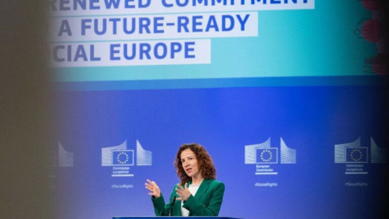 zeci-de-milioane-de-europeni-vor-sa-munceasca,-dar-nu-pot:-ce-propune-ue-pentru-a-i-ajuta-sa-revina-pe-piata-muncii
