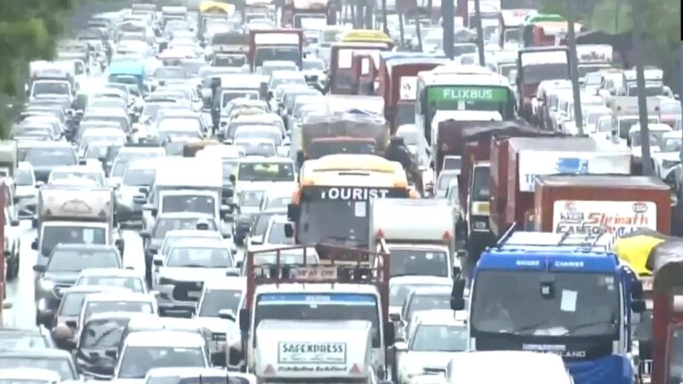 unul-dintre-cele-mai-poluate-orase-din-lume-pregateste-o-schimbare-radicala.-masinile-pe-benzina-si-motorina-vor-fi-inlocuite-treptat-cu-vehicule-electrice
