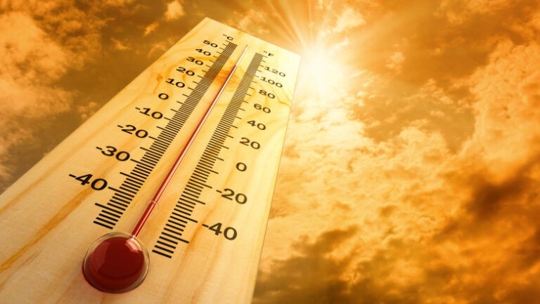 val-de-caldura-extrema-in-romania:-cand-se-ating-temperaturile-maxime-si-care-sunt-regiunile-cele-mai-afectate