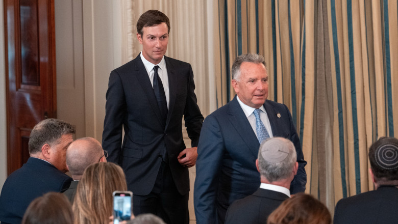 premiera-dupa-luni-de-negocieri:-steve-witkoff-si-jared-kushner-se-pregatesc-sa-ajunga-la-kiev.-cine-ar-fi-favorizat-deplasarea premiera-dupa-luni-de-negocieri:-steve-witkoff-si-jared-kushner-se-pregatesc-sa-ajunga-la-kiev.-cine-ar-fi-favorizat-deplasarea