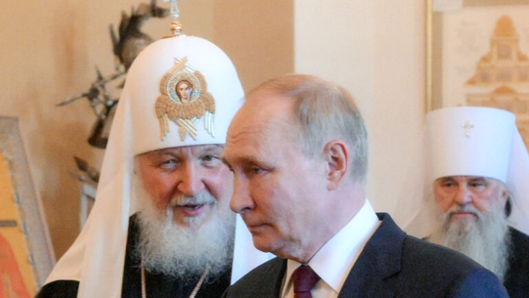 putin,-„alesul-lui-dumnezeu”.-cum-folosesc-liderii-rusi-religia-pentru-a-justifica-capturarea-puterii-si-razboiul-din-ucraina