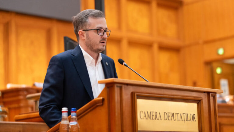 avramescu:-aur-si-george-simion-au-vorbit-cu-toti-liderii-politici,-nu-doar-cu-bolojan.-au-fost-discutii-si-cu-grindeanu-si-cu-usr