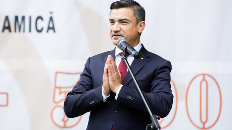 primarul-chirica-ii-cere-demisia-lui-muraru-si-il-avertizeaza-pe-bolojan:-„daca-nu-faceti-ordine,-fac-eu”.-replica-liderului-pnl-iasi
