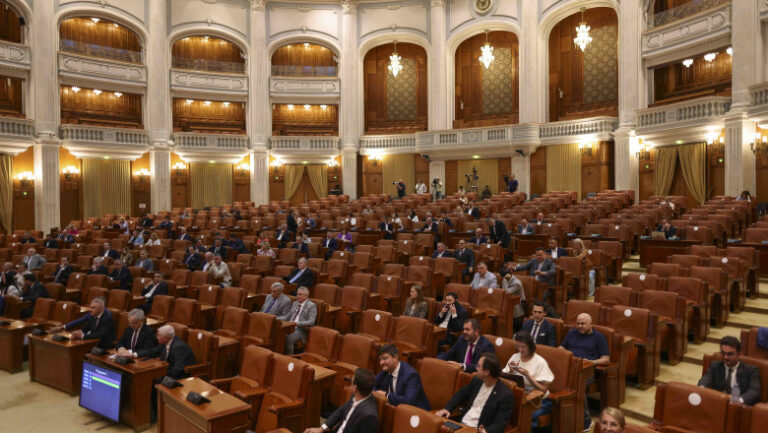 ce-se-intampla-cu-legea-integritatii,-respinsa-cu-scandal-de-parlament?-pnl-si-usr-au-depus-un-nou-proiect,-psd-are-2-scenarii-de-atac