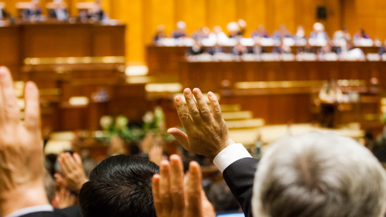 camera-deputatilor,-convocata-in-sesiune-extraordinara-pentru-rediscutarea-proiectului-noii-legi-a-integritatii camera-deputatilor,-convocata-in-sesiune-extraordinara-pentru-rediscutarea-proiectului-noii-legi-a-integritatii