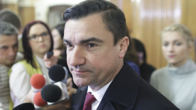 primarul-mihai-chirica-stinge-lumina-in-iasi:-„nu-vor-exista-cartiere-favorizate-si-cartiere-defavorizate”.-locurile-exceptate