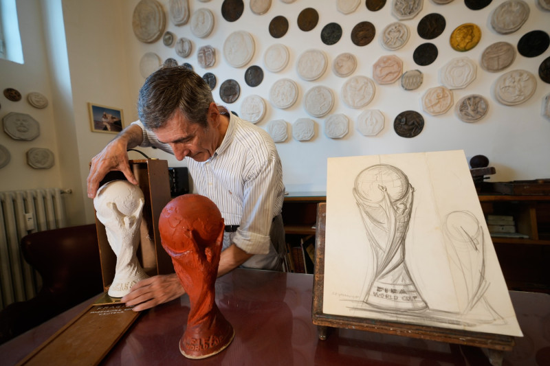 APTOPIX Italy WC Trophy Design