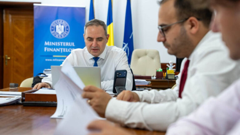 nazare,-inainte-de-decizia-fitch:-„azi-am-continuat-dialogul-cu-moody’s.-romania-are-argumente-solide-pentru-mentinerea-ratingului”