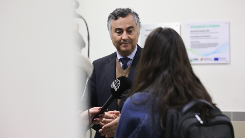 criza-in-portugalia:-presiuni-pentru-ca-ministrul-educatiei-sa-demisioneze-dupa-digitalizarea-esuata-a-notarii-examenelor-nationale criza-in-portugalia:-presiuni-pentru-ca-ministrul-educatiei-sa-demisioneze-dupa-digitalizarea-esuata-a-notarii-examenelor-nationale
