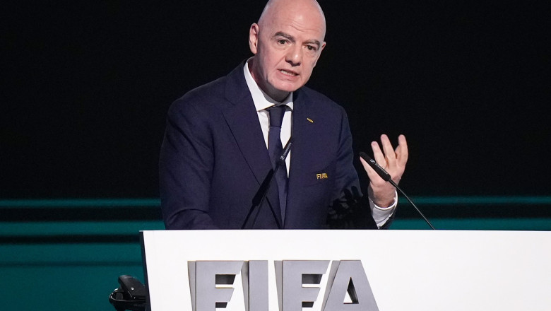 fifa-a-renuntat-la-planul-de-vanzare-a-cupei-mondiale-in-valoare-de-20-de-miliarde-de-dolari,-relateaza-new-york-post