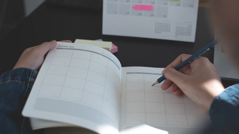vacante-in-anul-scolar-2026-2027.-calendarul-complet-al-zilelor-libere-pentru-elevi-si-profesori vacante-in-anul-scolar-2026-2027.-calendarul-complet-al-zilelor-libere-pentru-elevi-si-profesori
