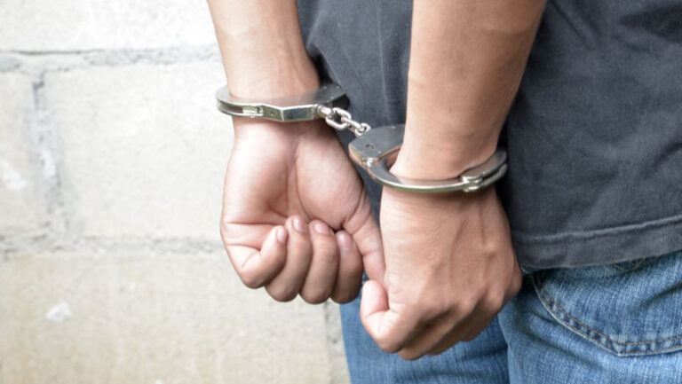 cinci-suspecti-din-dosarul-de-infractiuni-cu-violenta-savarsite-de-o-grupare-din-braila-au-fost-arestati-preventiv