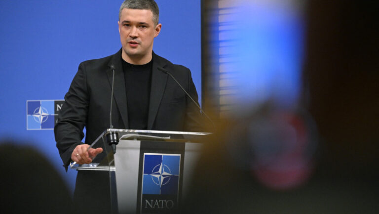 cum-poate-raspunde-ucraina-la-atacurile-cu-rachete-balistice-rusesti.-mihailo-fedorov:-„cea-mai-buna-arma-este-sa-lovim-imediat”