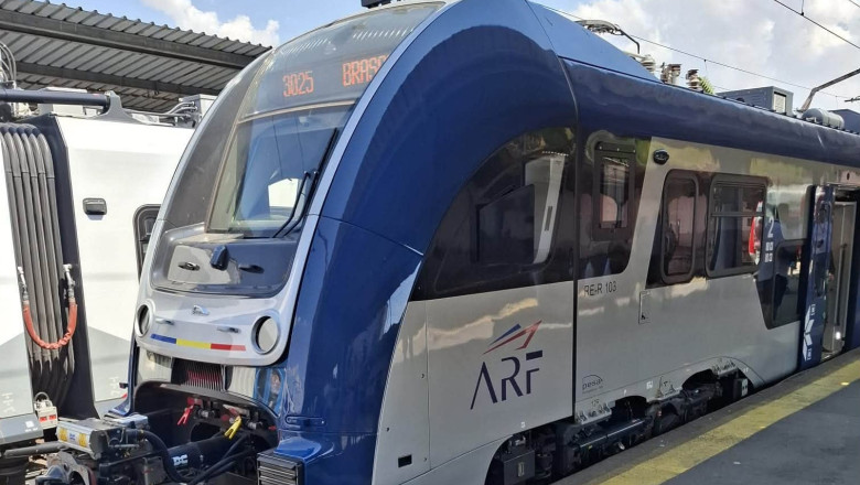 pasageri-dezamagiti-de-noul-tren-pesa:-a-ajuns-la-destinatie-cu-o-ora-intarziere,-iar-in-vagoane-a-fost-„ca-in-cuptor” pasageri-dezamagiti-de-noul-tren-pesa:-a-ajuns-la-destinatie-cu-o-ora-intarziere,-iar-in-vagoane-a-fost-„ca-in-cuptor”