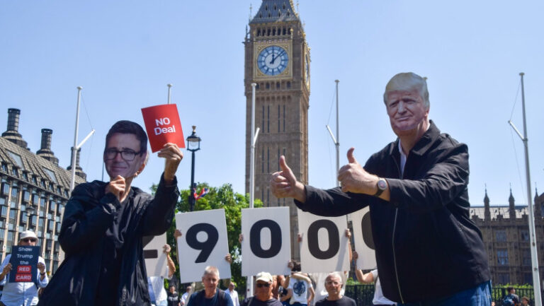 sindicatele-ii-cer-noului-premier-britanic-sa-l-preseze-pe-trump-sa-incheie-conflictul-cu-iranul:-„un-dezastru-economic-mondial”