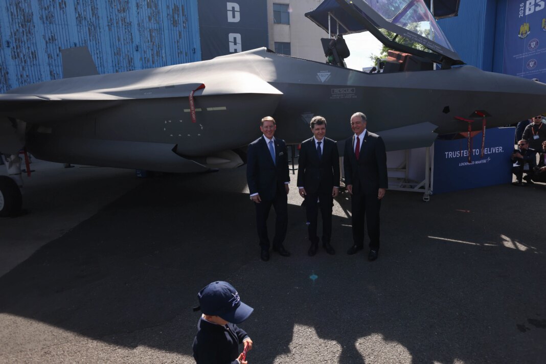 achizitiile-de-armament-pe-care-romania-le-face-cu-ucraina-prin-programul-safe,-criticate-de-un-expert-in-securitate:-„nu-stim-ce-arme-ne-trebuie” achizitiile-de-armament-pe-care-romania-le-face-cu-ucraina-prin-programul-safe,-criticate-de-un-expert-in-securitate:-„nu-stim-ce-arme-ne-trebuie”