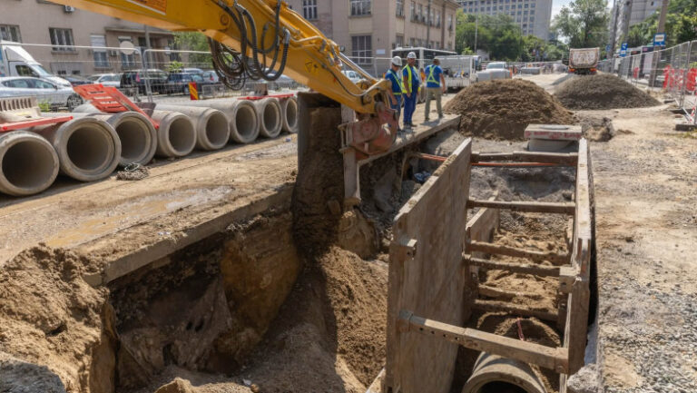 lucrari-extinse-in-zona-garii-de-nord-a-capitalei:-canalizarea,-veche-de-un-secol,-va-fi-modernizata.-cablurile-vor-fi-ingropate