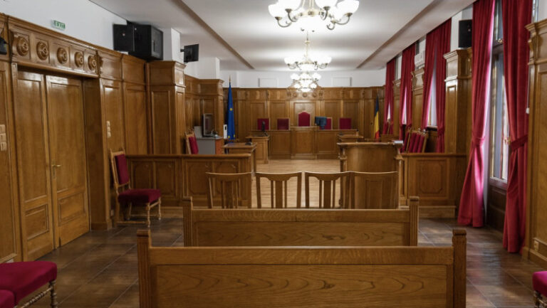 iccj-cere-la-randul-ei-„clarificarea-imediata-si-completa”-in-controversa-starnita-de-intalnirea-dintre-bolojan-si-sefa-ccr