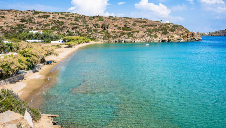 elicopter-prabusit-pe-o-insula-din-grecia:-trei-morti.-martorii-au-auzit-un-zgomot-neobisnuit-inainte-de-explozie elicopter-prabusit-pe-o-insula-din-grecia:-trei-morti.-martorii-au-auzit-un-zgomot-neobisnuit-inainte-de-explozie