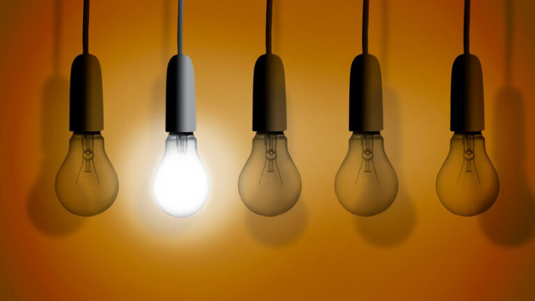 cu-cat-a-scazut-consumul-de-energie-al-romanilor-in-prima-jumatate-a-anului.-date-ins