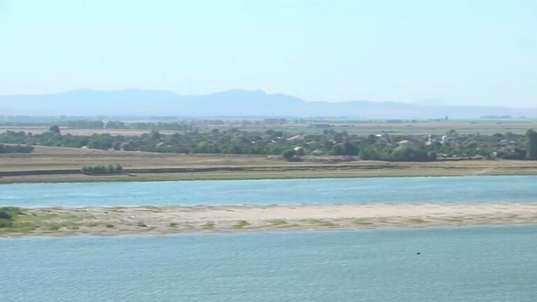 video-dunarea-a-atins-la-galati-cel-mai-mic-nivel-din-ultimii-30-de-ani,-iar-specialistii-anunta-noi-scaderi